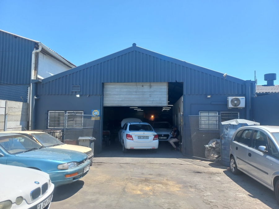 To Let commercial Property for Rent in Paarden Eiland Western Cape